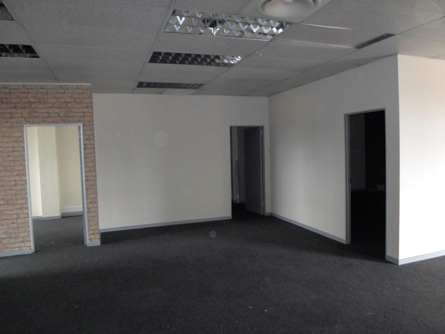 To Let commercial Property for Rent in Marconi Beam Industria Western Cape